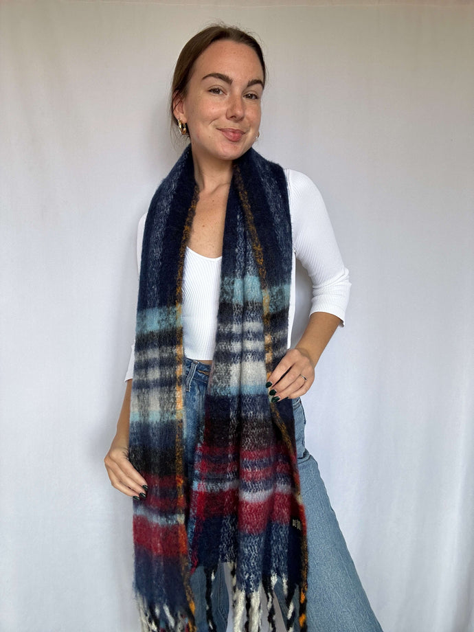 Feeling Festive Scarf in Navy