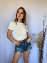 Load image into Gallery viewer, Denim Dayze Shorts
